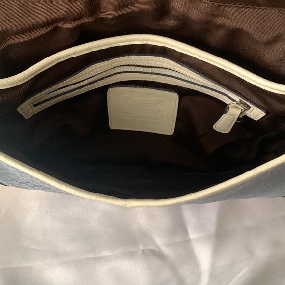 Vintage Y2K Pastel Blue - Coach Bag 🩵🩵 - Picture 6 of 8